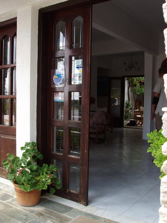 Hotel Hellinikon Ouranoupoli Exterior photo